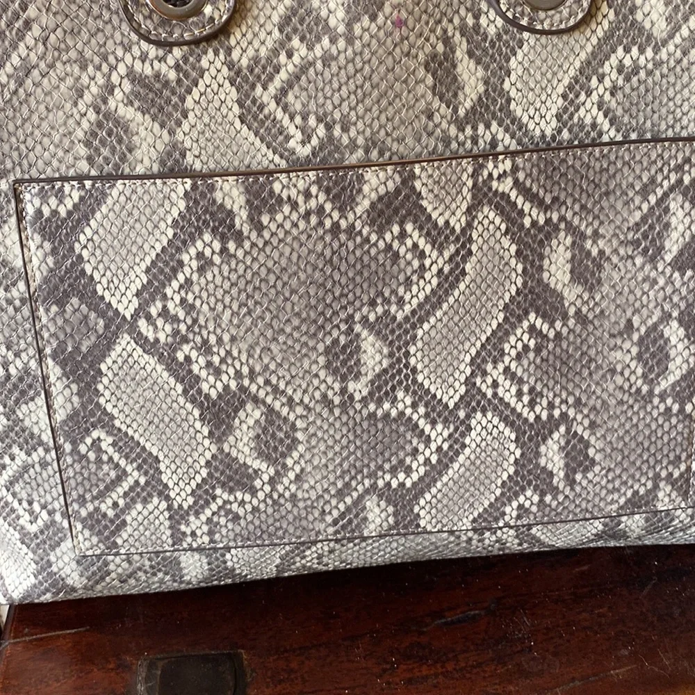 Carlos Santana leather Toto - Picture 2 of 9